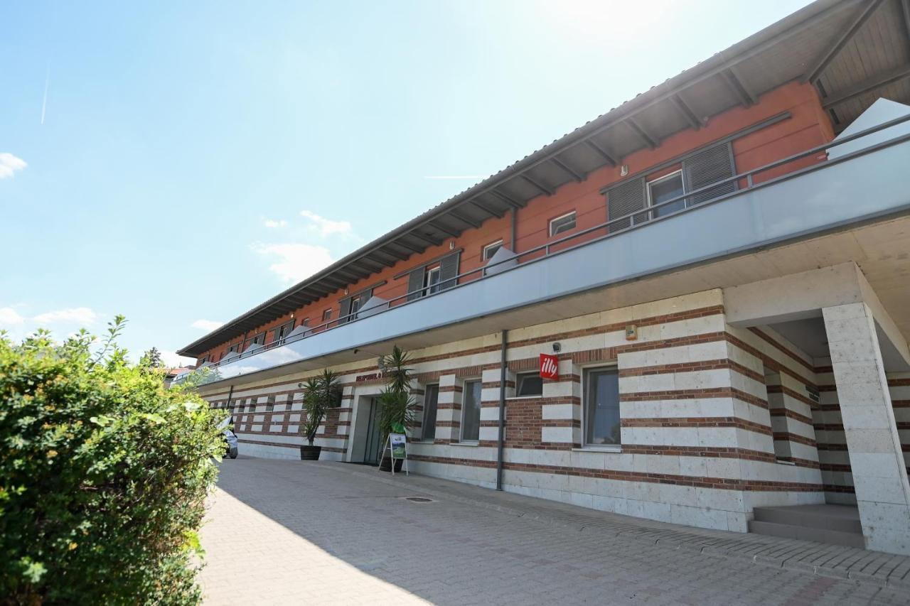 Hotel Kelep Tokaj Eksteriør billede